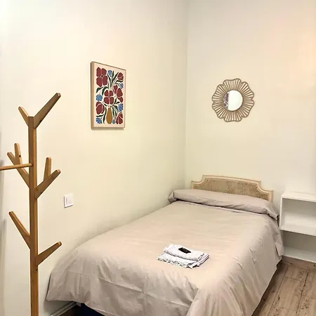 Colon Vut-47-132 Appartement